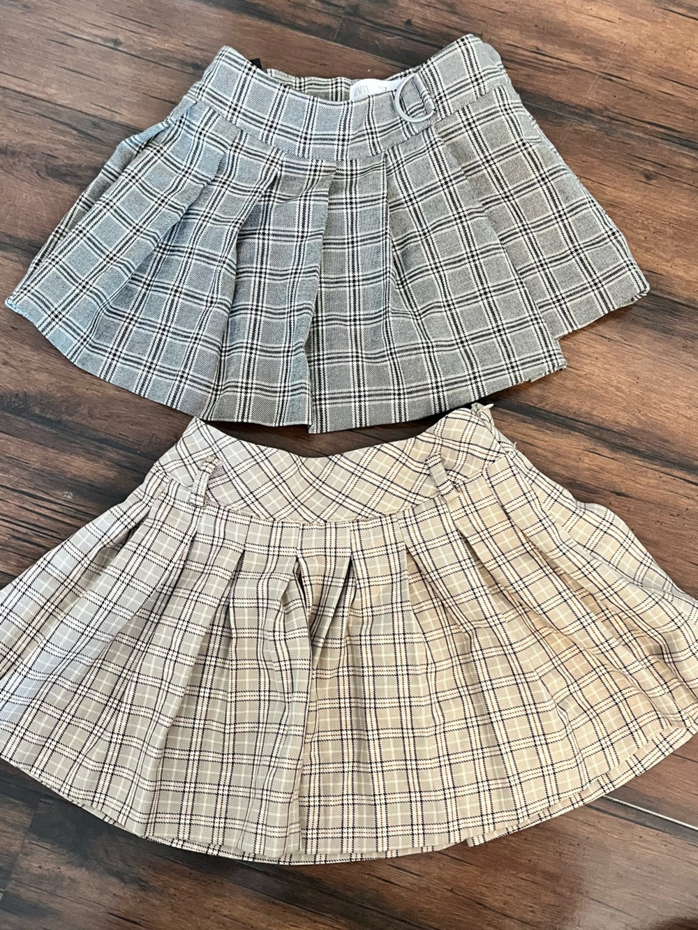 Zara Plaid Pleated Skirt Duo in Beige and Gray